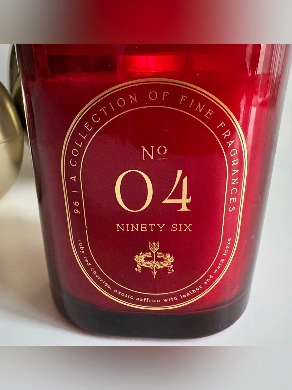 DW Home Ninety Six No. 04 2-Wick CandleRed Cherries, Saffron, Leather & Tonka